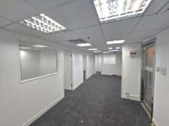 One Capital Place Wan Chai office for rent 1,058 sq.ft. | Regent