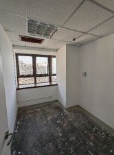 香港商业中心 坚尼地城 高层 C075606 售盘