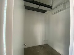 Futura Plaza, Hong Kong Office