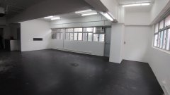 貴寶工業大廈 黃竹坑 中層 K222046 售盤