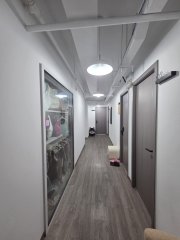 Ka Ming Court, Hong Kong Office