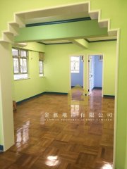 鳳凰大廈 黃大仙 低層 W067846 售盤