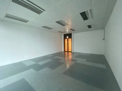 Hong Yip St 8